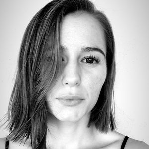 Meet your Posher, Maya